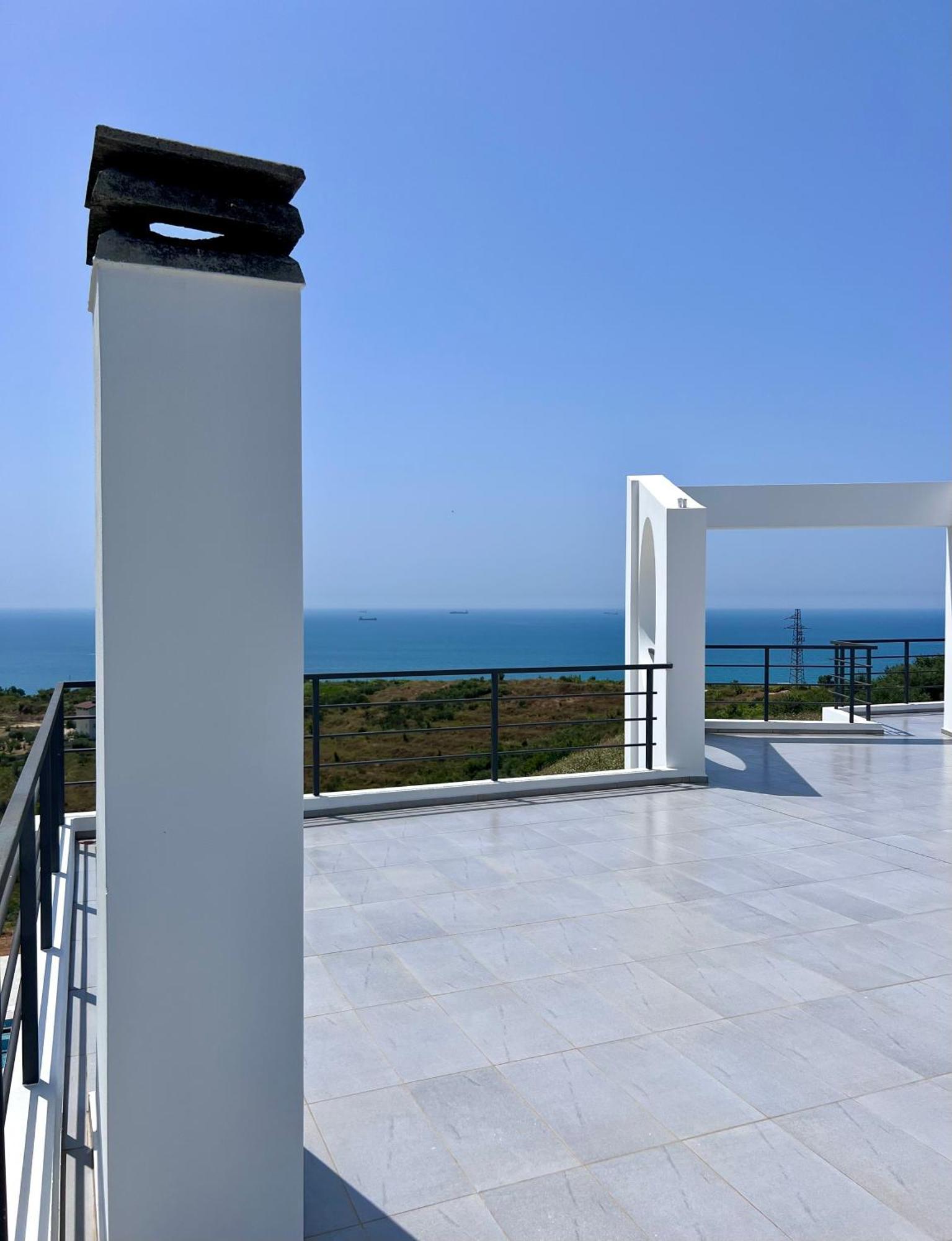 Esmi Durres Villa