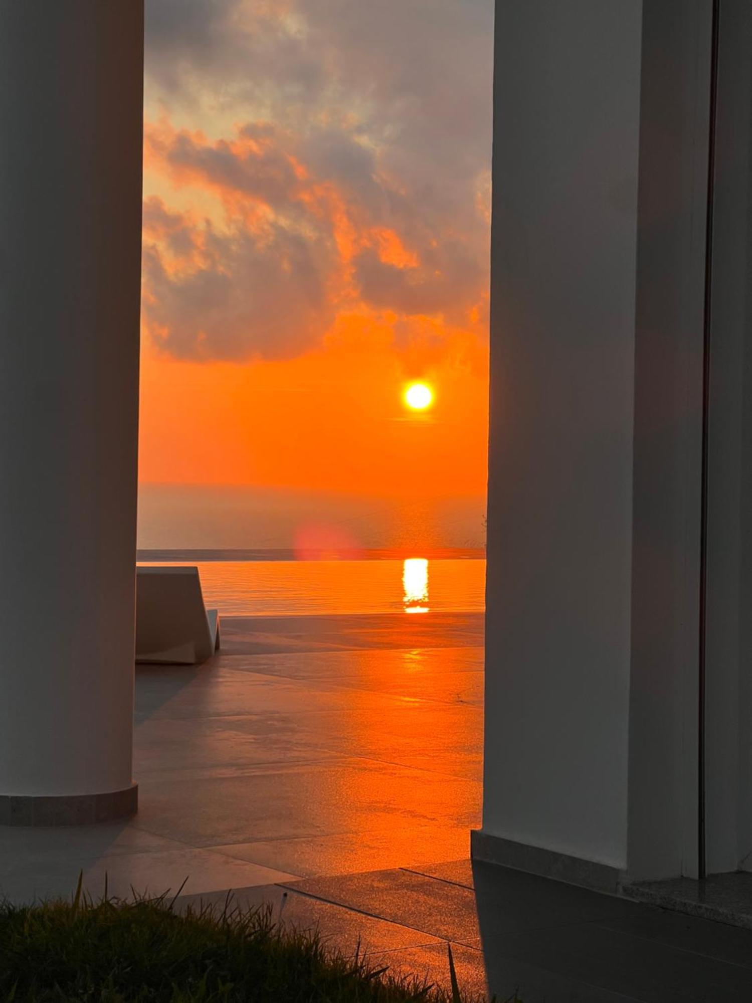 Esmi Durres Villa *