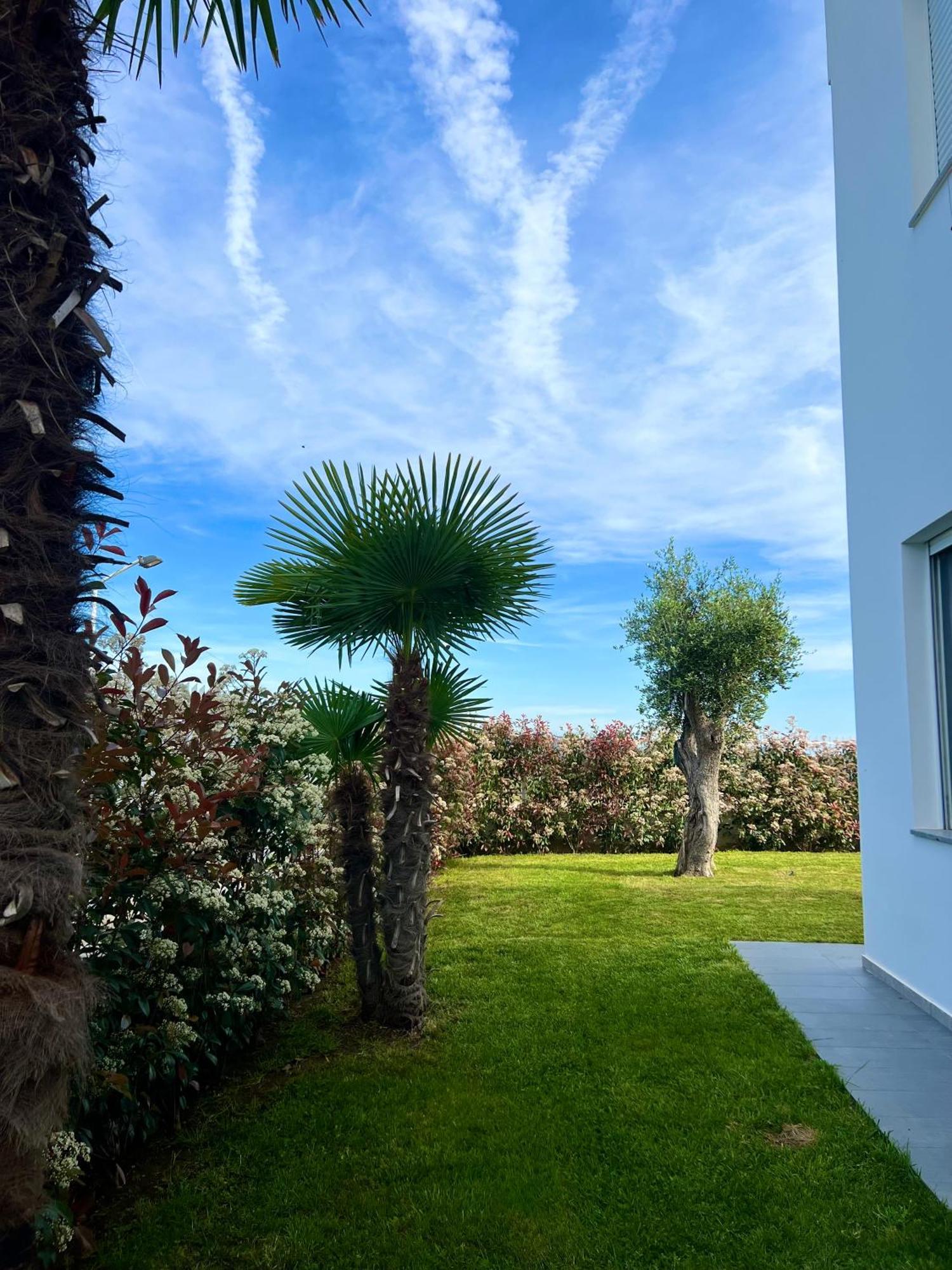 Esmi Durres Kryemedhej